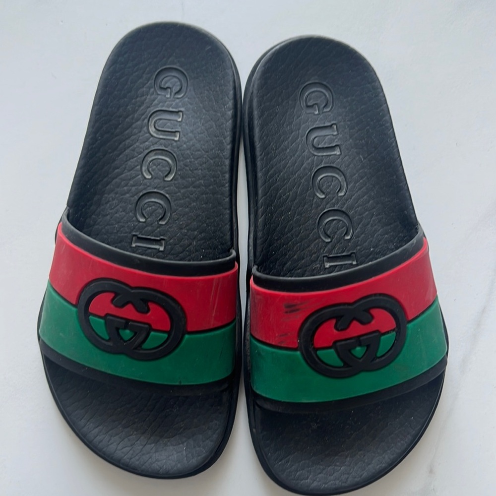 Boys size 29 Gucci Slides